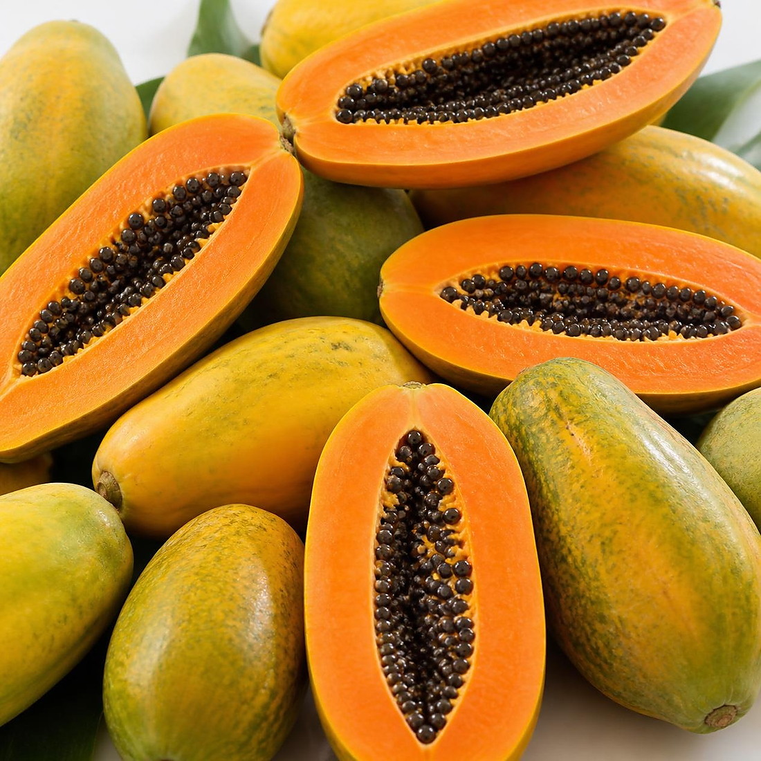 Fresh Papaya available for enquiry at Karai Bazaar Karaikudi